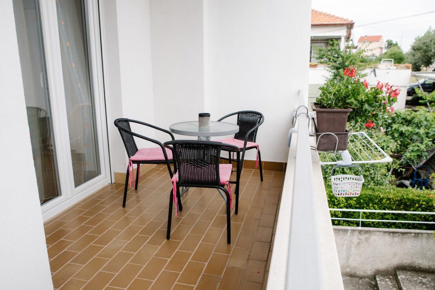 Apartments Petri - Close To The Sea Tisno Esterno foto