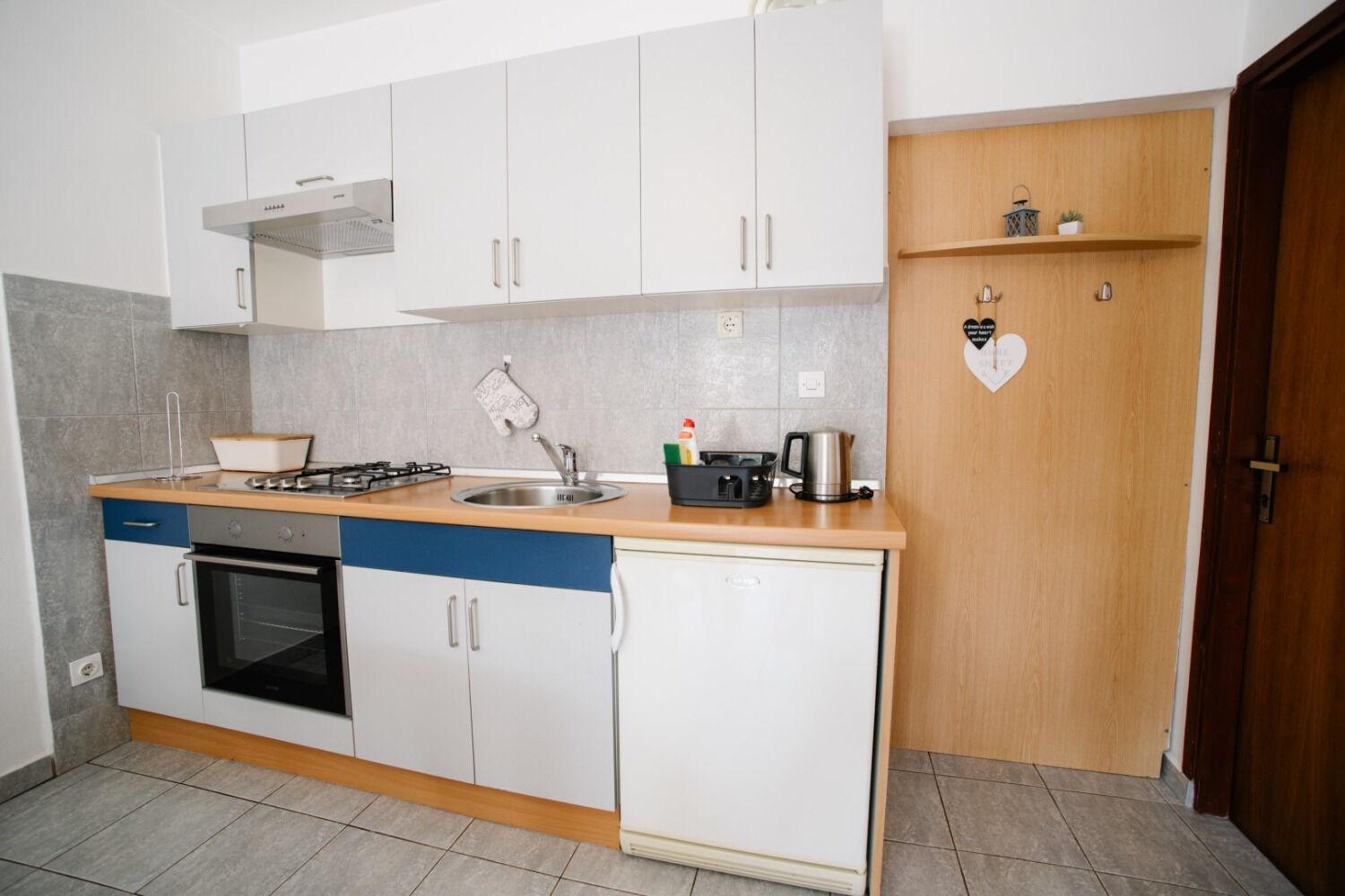 Apartments Petri - Close To The Sea Tisno Esterno foto